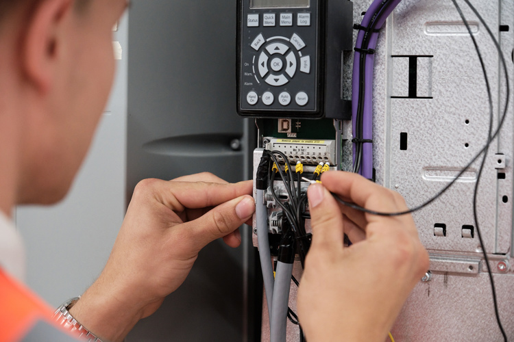 Het automatiseren van stuwen en gemalen